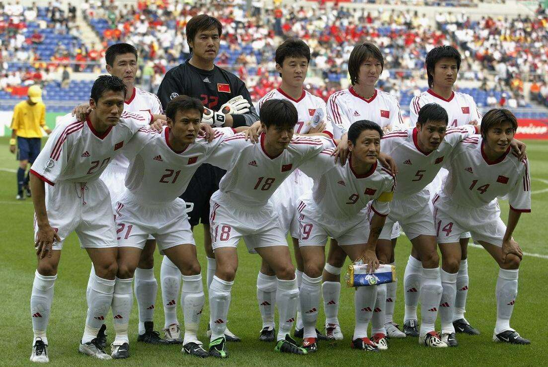 日本vs国足机场直播视频，一场战场之外的较量，藏着多少门道？