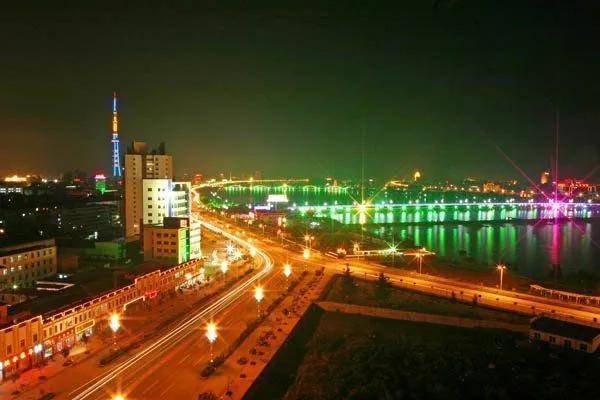 新乡vs南阳夜景视频直播，两个城市，两种夜生活，你看过几个？