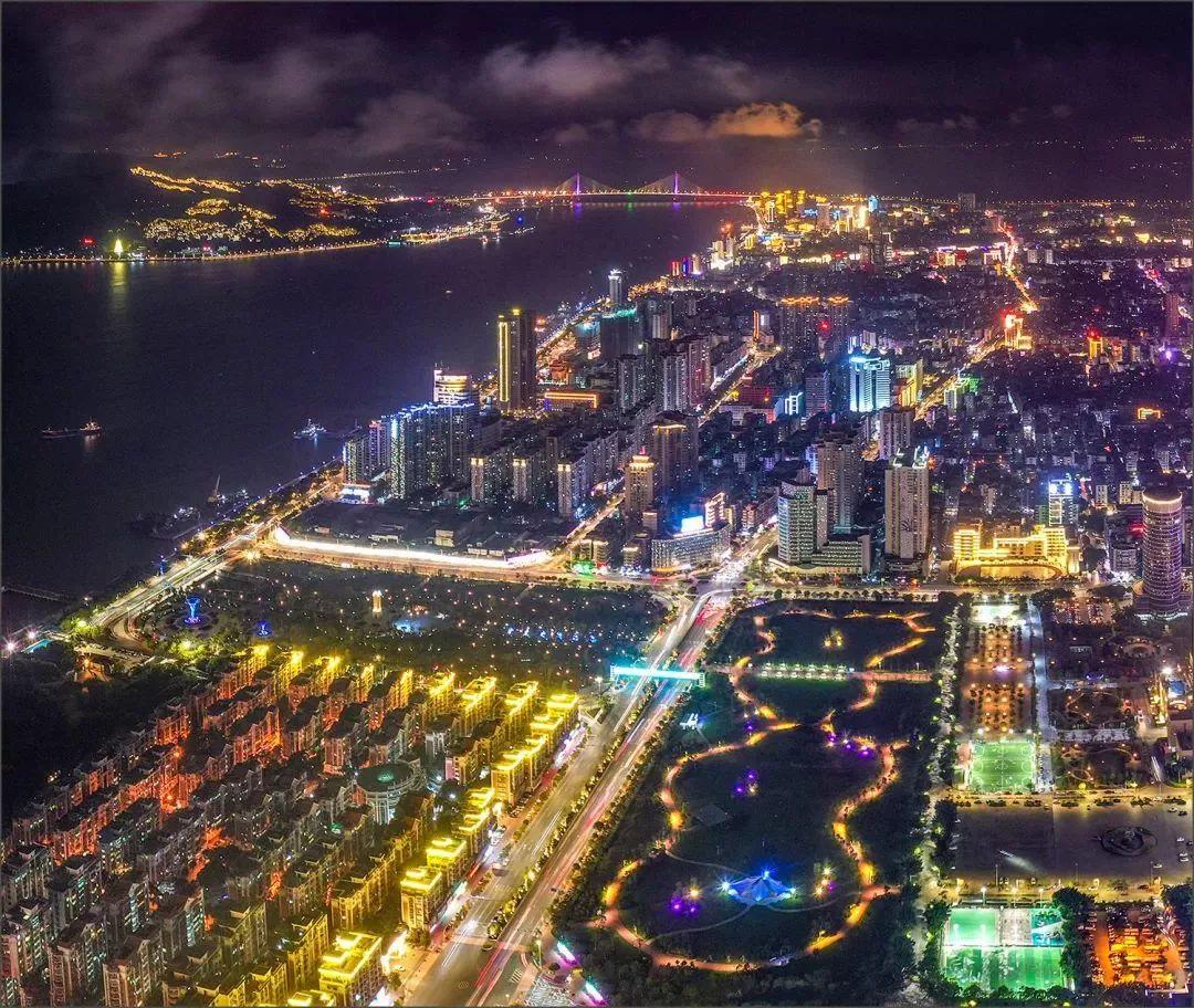梅州vs汕头夜景直播视频，谁才是粤东夜明珠？