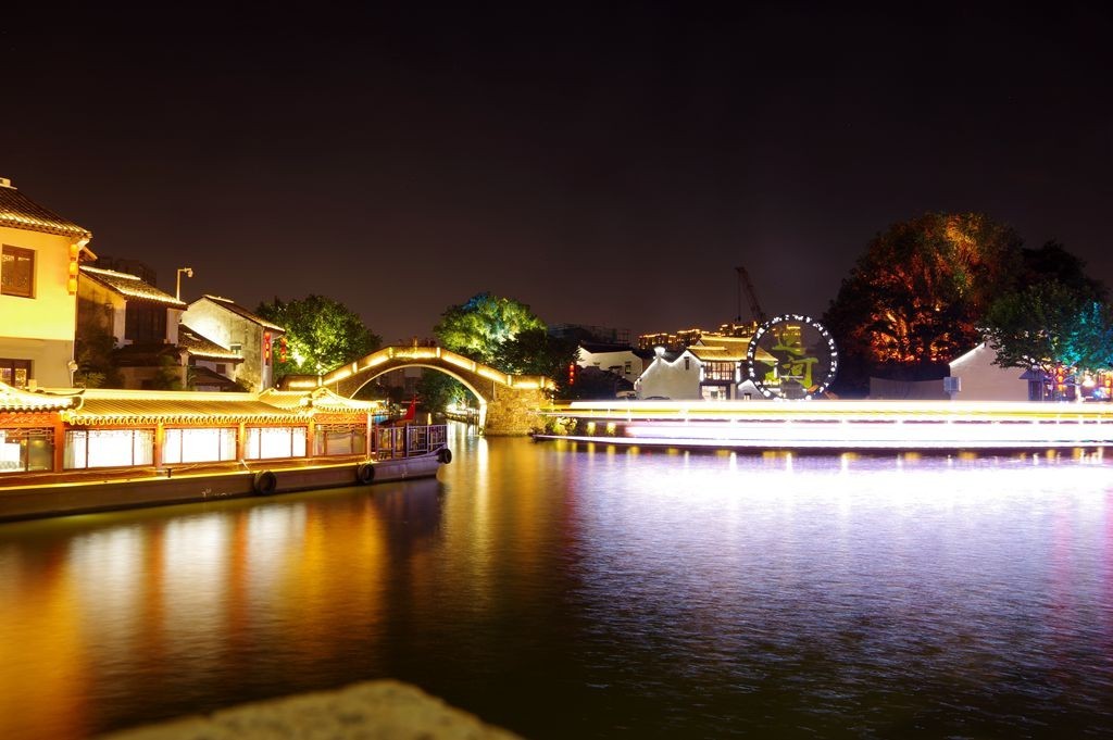 苏州vs柳州夜景直播视频，一座是江南水乡，一座是工业之城，夜晚谁更迷人？